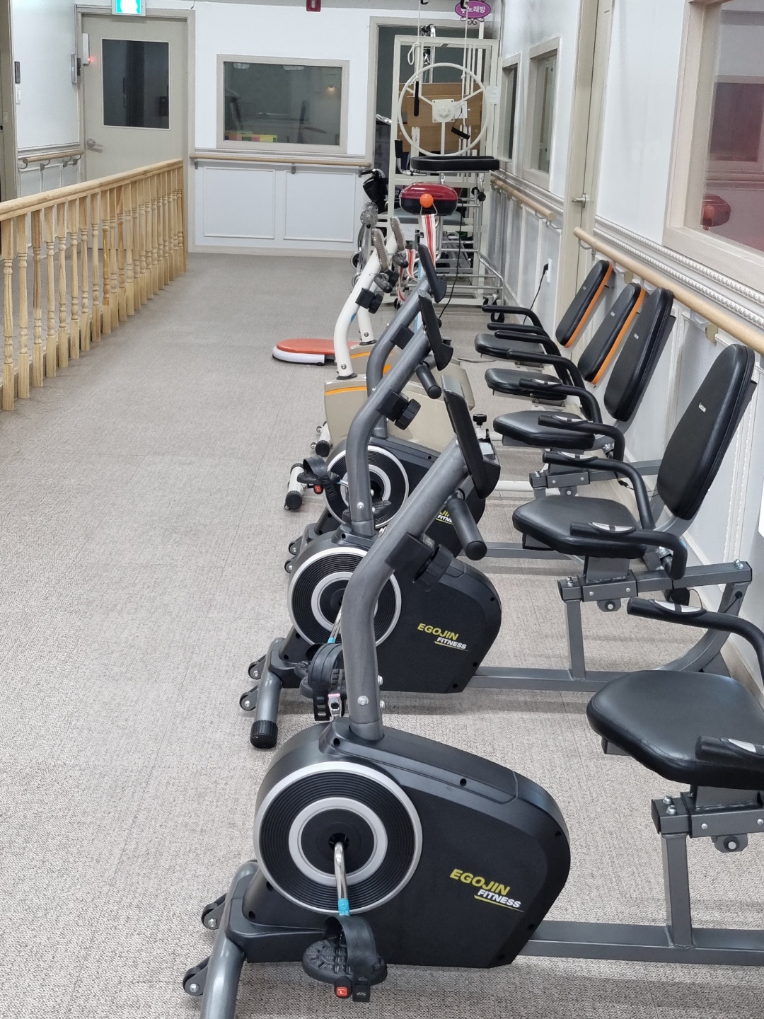 2000769928_29obknSJ_578a894da45c71760f0c36082b1486bf6c3feffa.jpg 이미지크게보기